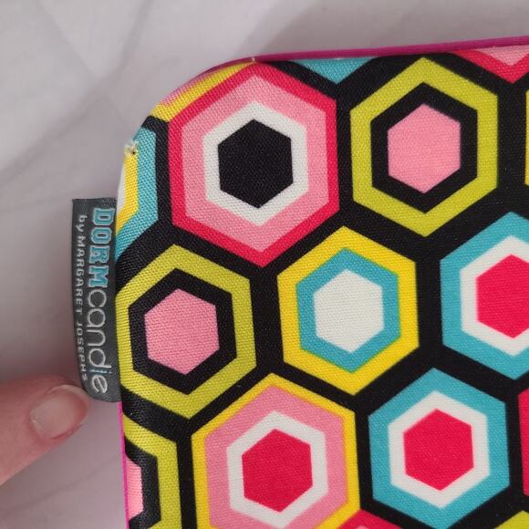 Ipad Tablet Case School Dorm Candie Soft Padded Zip Hot Pink Geometric 9½" x 8" - Picture 11 of 11